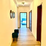 Appartement 2 V Bankovnim Dome *